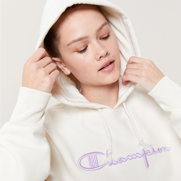 UO Exclusive Champion Reverse Weave Boyfriend Hoodie in Cream/Purple - Picture 1 of 5